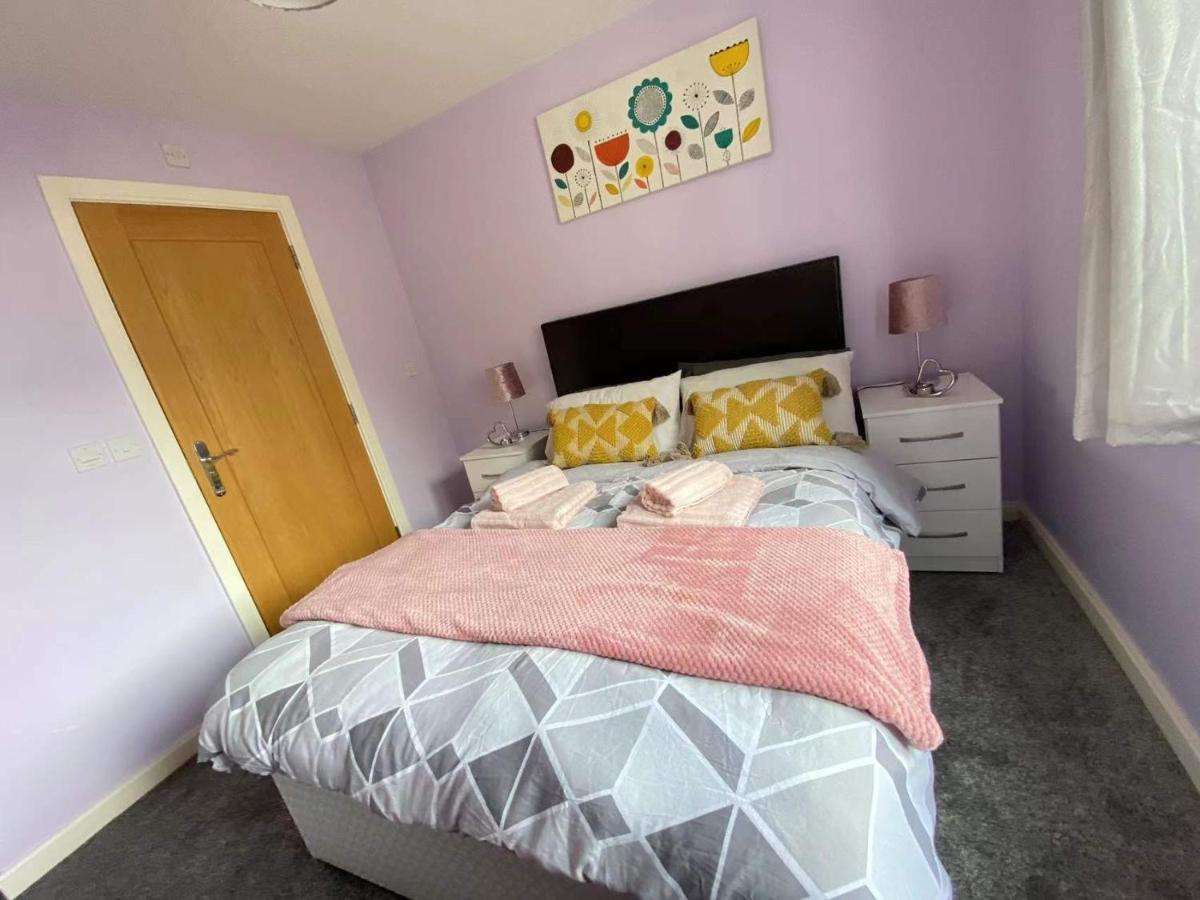 Lovely 2-Bedrooms Apartment Step To The Beach Swansea Zewnętrze zdjęcie