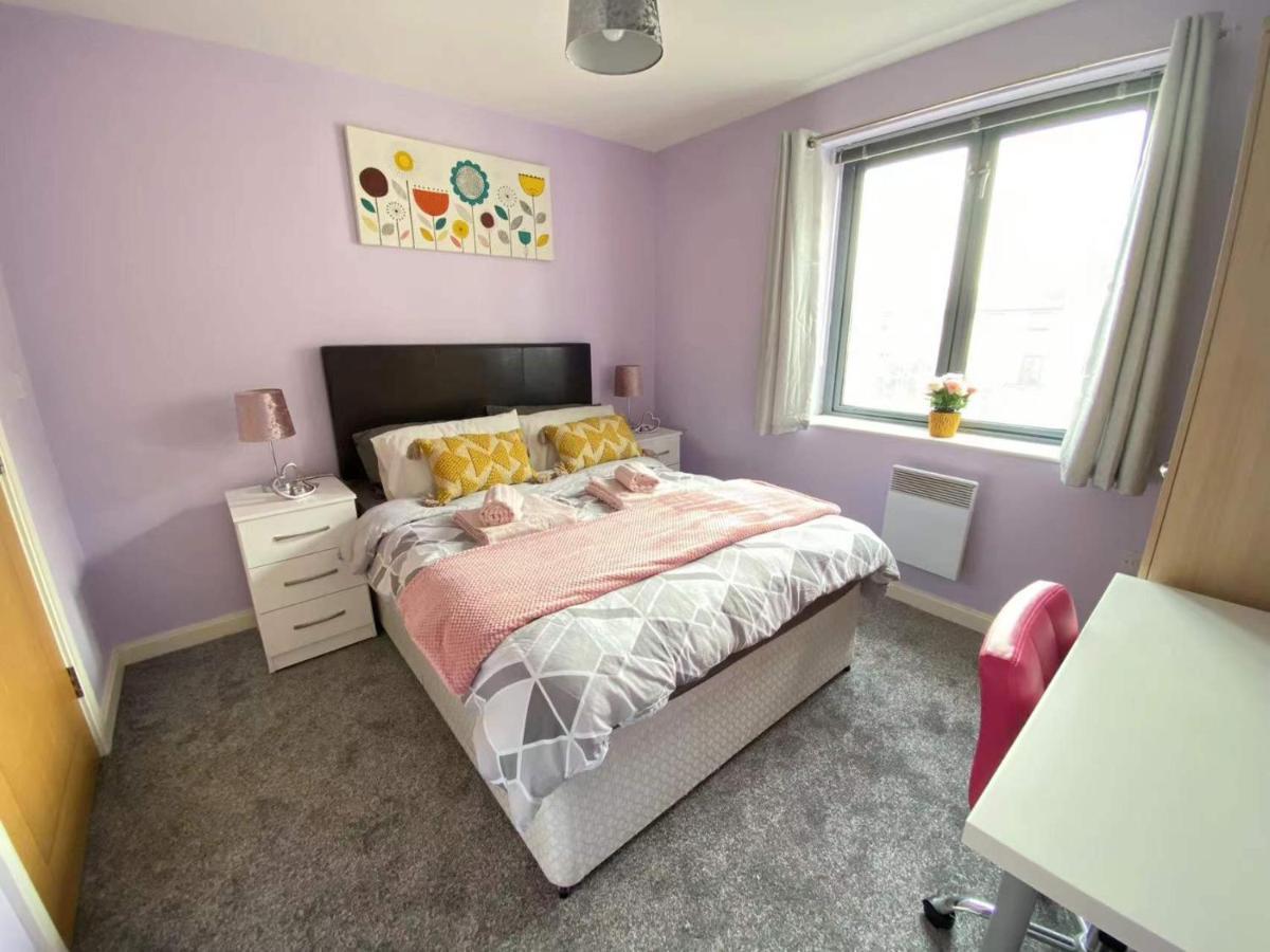 Lovely 2-Bedrooms Apartment Step To The Beach Swansea Zewnętrze zdjęcie