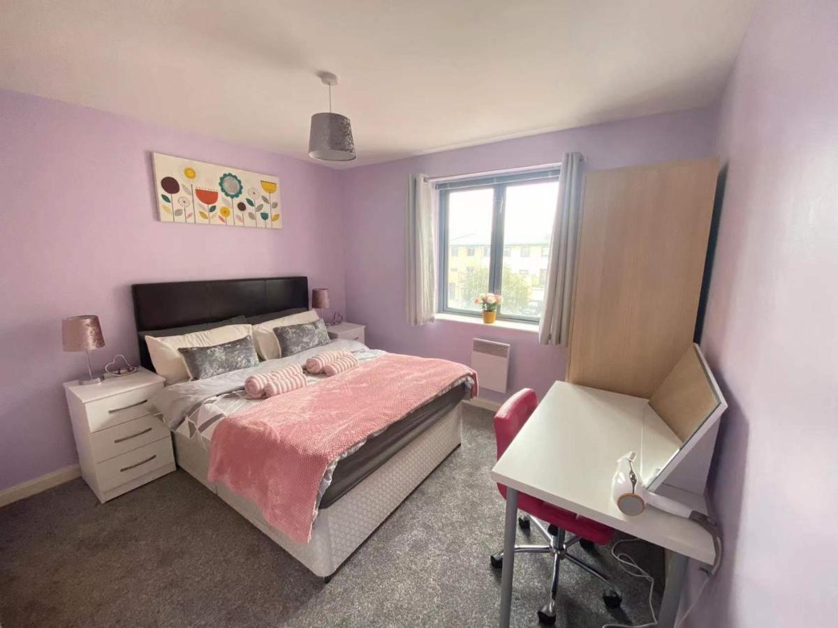 Lovely 2-Bedrooms Apartment Step To The Beach Swansea Zewnętrze zdjęcie